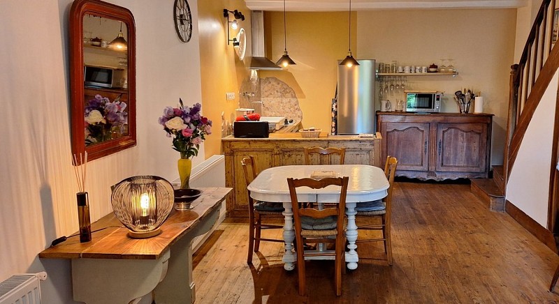 Pièce à vivre salle à manger et cuisine