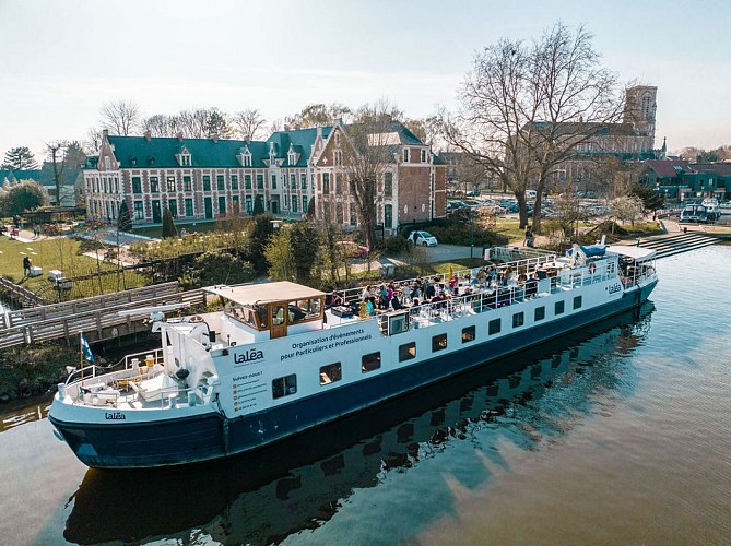 Laléa: the must-visit floating guinguette of the summer in Wambrechies