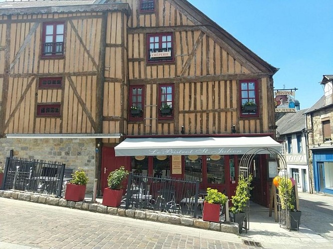 Le-Bistrot-st-Julien-Domfront-800