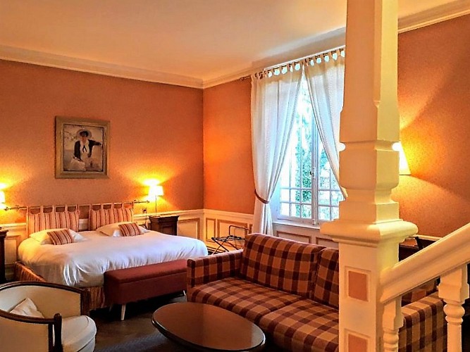 Chateau-de-la-Rapee-chambre autre©M.-Adole