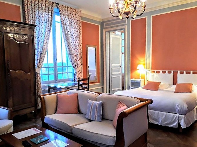 Chateau-de-la-Rapee-chambre