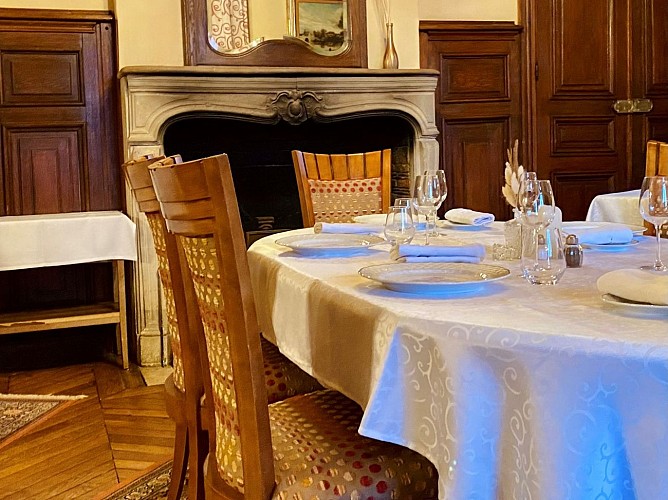 Château de la Rapée - salle de restaurant © ML Vittori