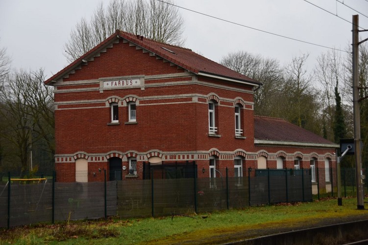 Gare de Farbus