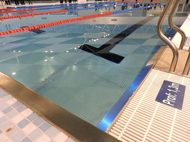 Grand Bassin - Piscine intercommunale Le Triangle à Dachstein