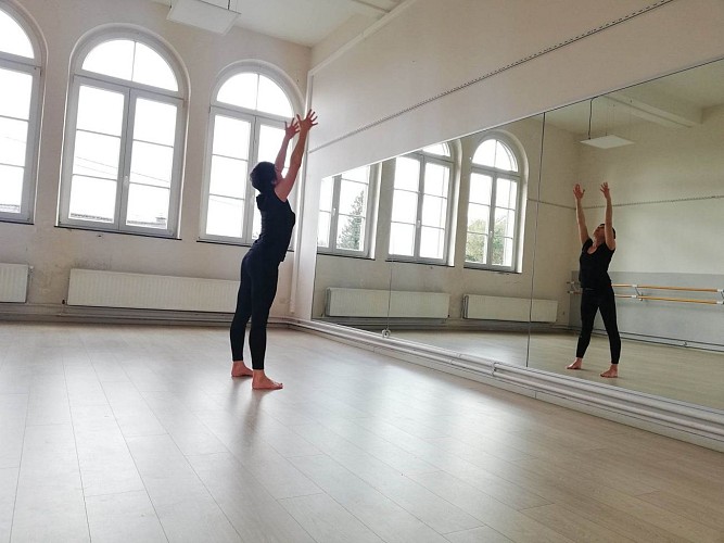 Photo rachel latino cambré