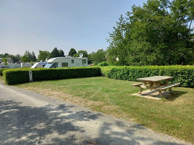 aire de camping car Le Dorat