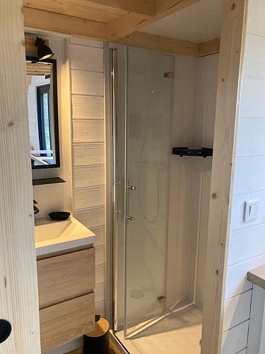 Salle de bain et toilettes