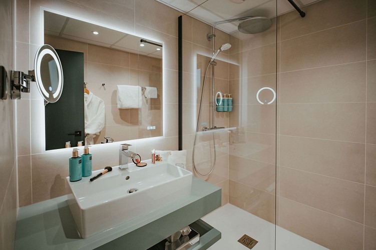 NOVOTEL LENS NOYELLES