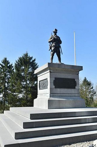 Monument de la 2ème division australienne - Mont Saint-Quentin