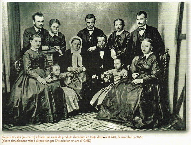 la famille ROESLER, Jacques assis au milieu