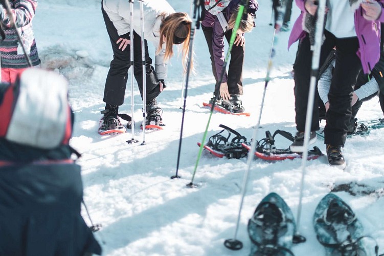 Snowshoe tasting hike