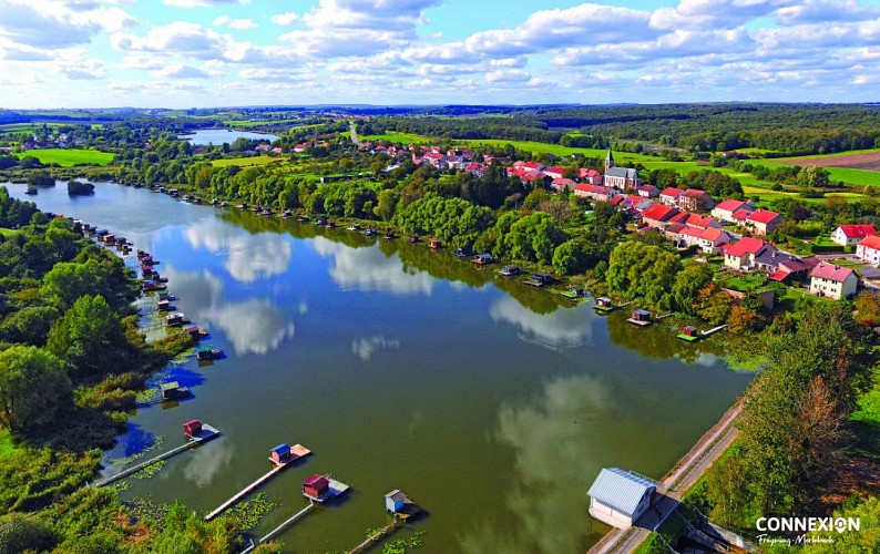 Etangs_village_Hoste