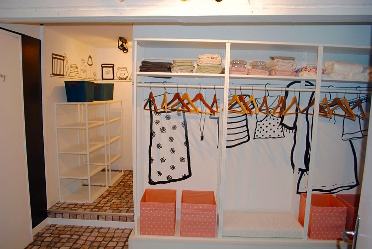 Dressing au gîte l'Ecumoire à Hombourg-Haut