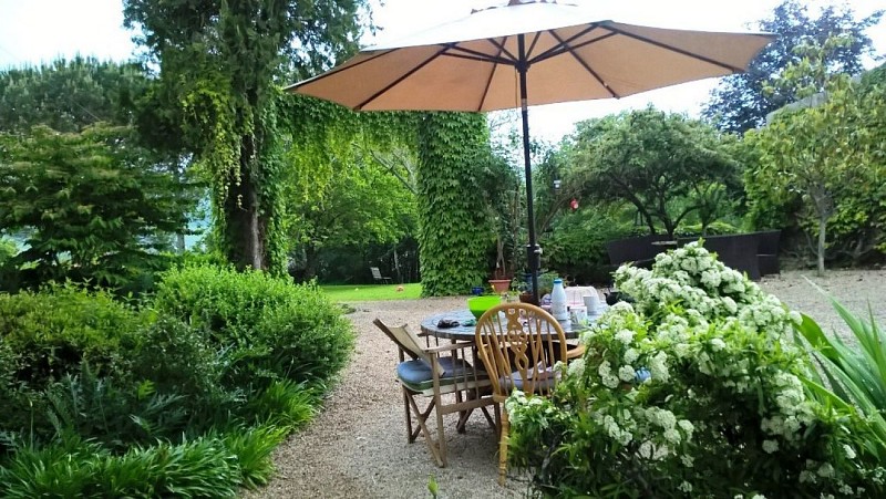 Maison et Jardin Talinou