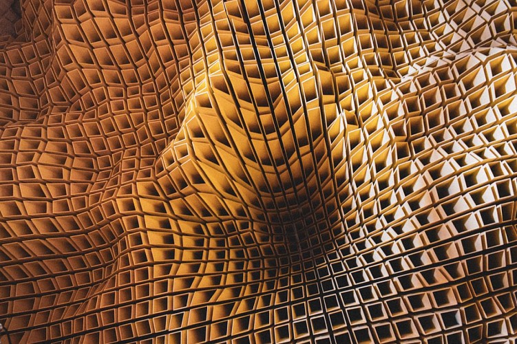 594706-Le_parcours_d_oeuvres_du_Millenaire_de_Caen-Caen_la_mer_Tourisme___Alix_JONET-1200px