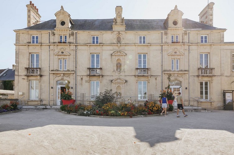 601340--Musee_des_Beaux-Arts_de_Caen_-_Cecile_Schuhmann-1200px