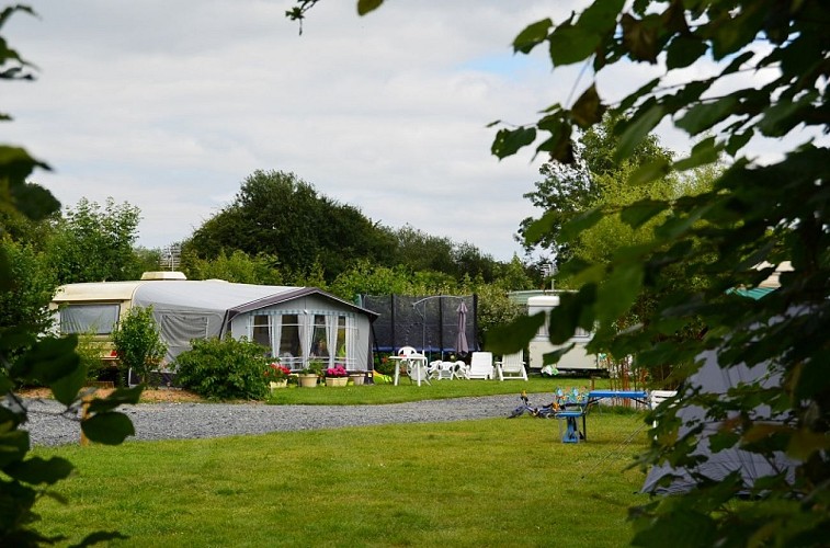 Camping-les-Pommiers--St-Sylvestre-de-Cormeilles---Camping-Les-Pommiers--2-