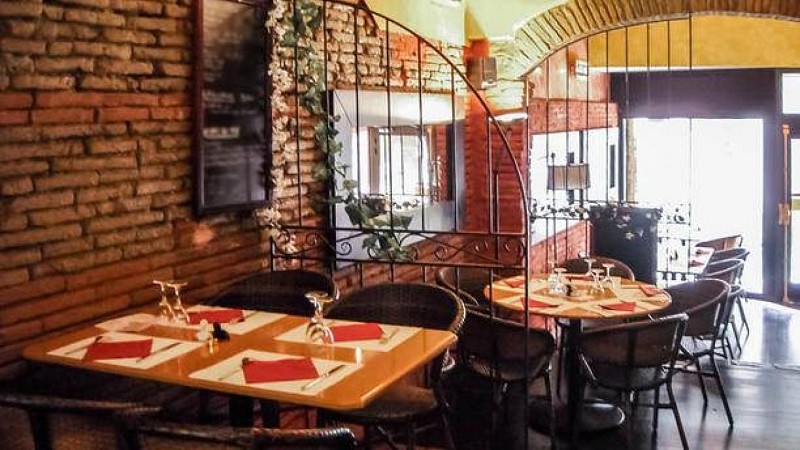 LES-DEUX-TOQUES-MURET-FB-3