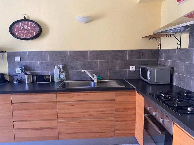 e7d78949-4135-4ebb-8ca7-b87f13874478