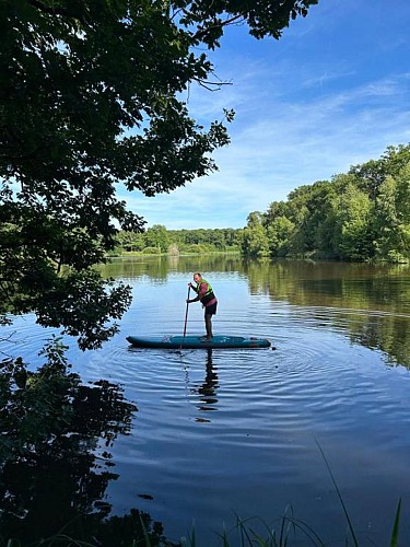 Hébergement insolite et tente au domaine de l'atrée à Saint-Martin-des-Champs en Puisaye en Bourgogne (17)