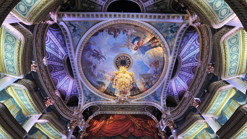 Plafond de la salle de spectacle du Grand-Théâtre