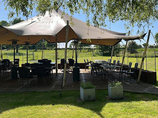 Restaurant Les Fines Gueules_terrasse2_2025