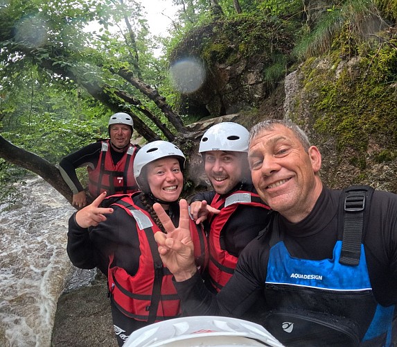 Bonne humeur à Rafting Morvan Passion