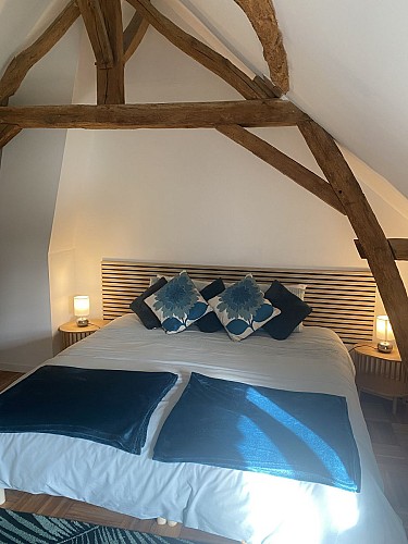 1 ere chambre lit de 180cm