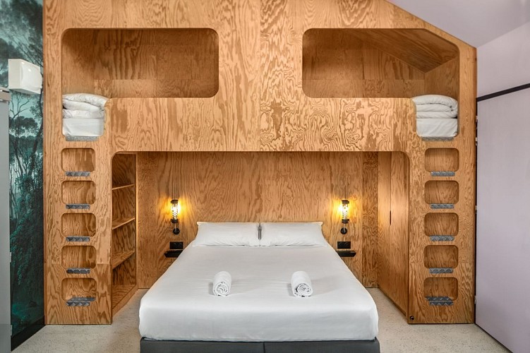 EKLO BORDEAUX EKLOSTUDIO1 HD