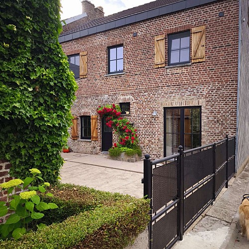 Gite-marneffe facade