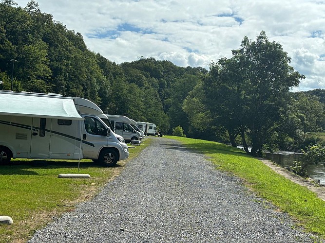 Camping Le Vedeur - Côté Ourthe