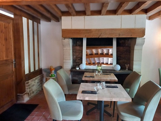 La Boule d'Or - Beuvron-en-Auge - salle intérieure