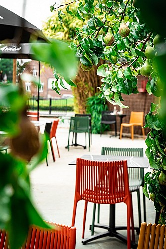 carrousel-restaurant-querenaing-terrasse