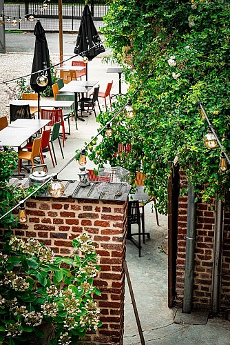 carroussel-terasse-restaurant-querenaing