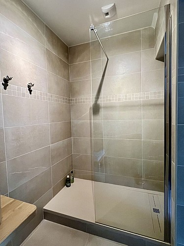 1 Douche LF res 3024x4032