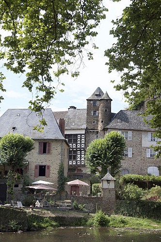 Ségur-le-Château