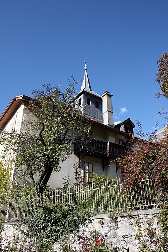 La chapelle de Joux et son école