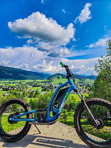 Autrans Location vélos : VTT électrique, VTT musculaire, Trottinette électrique, Rosalie électrique - La Grange aux Skis Vélos