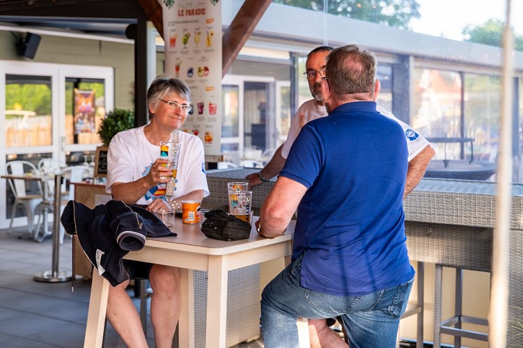 Camping Le Paradis - Boire et Manger au Camping n°-02