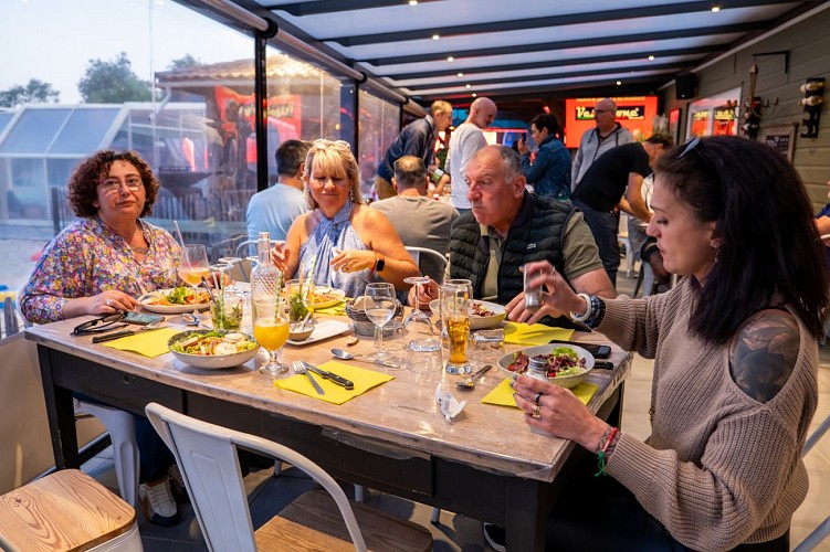 Camping Le Paradis - Boire et Manger au Camping n°-25