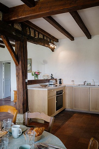 Gîte-verrerie-Eygurande-cuisine-a-vallee-isle-perigord