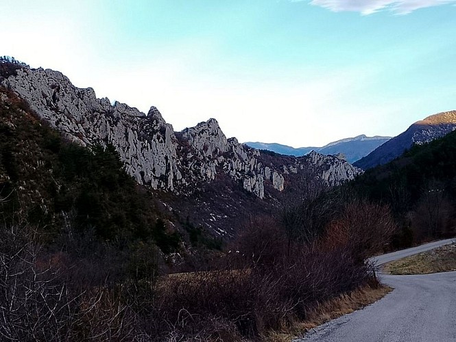 Les roches au-dessus de Sigottier