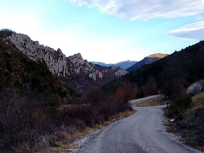 Les roches singuliers au-dessus de Sigottier