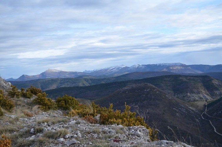 Point de vue sur la vallée de l'Oule depuis la Montagne d'Angèle