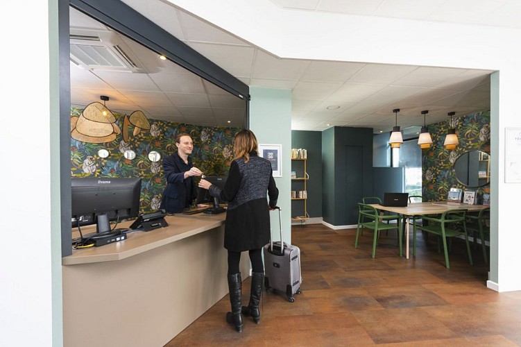 7aa12fed-25f6-4365-9ad2-6279a3b52789