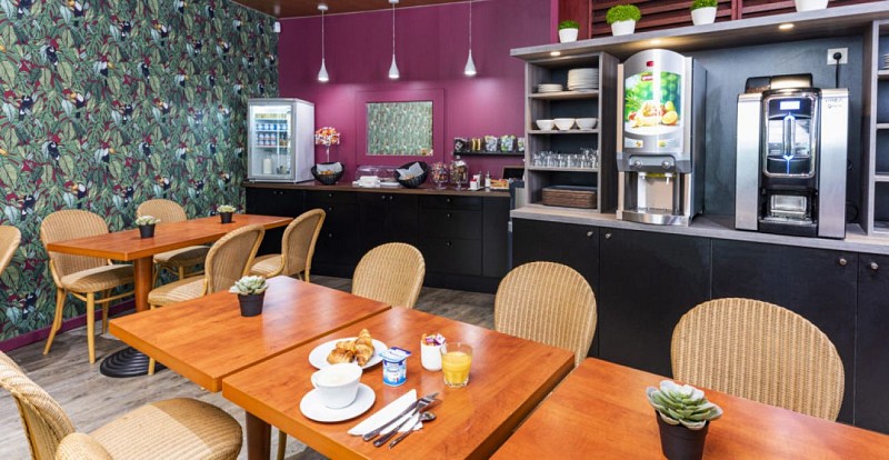 Salle-petit-dejeuner_011-1024x530