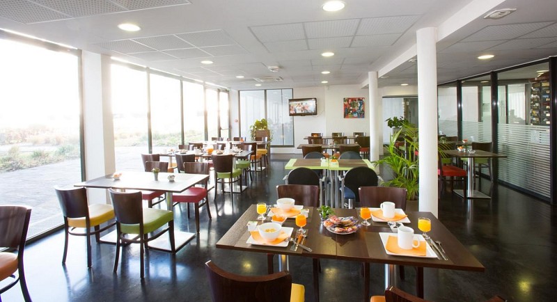 AllSuiteHotelLeLac_sallepdj