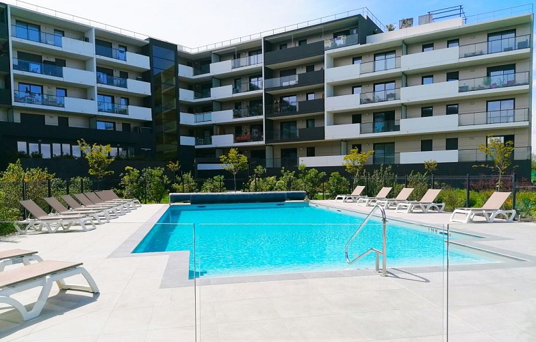 05_Mer_et_Golf_City_piscine_02