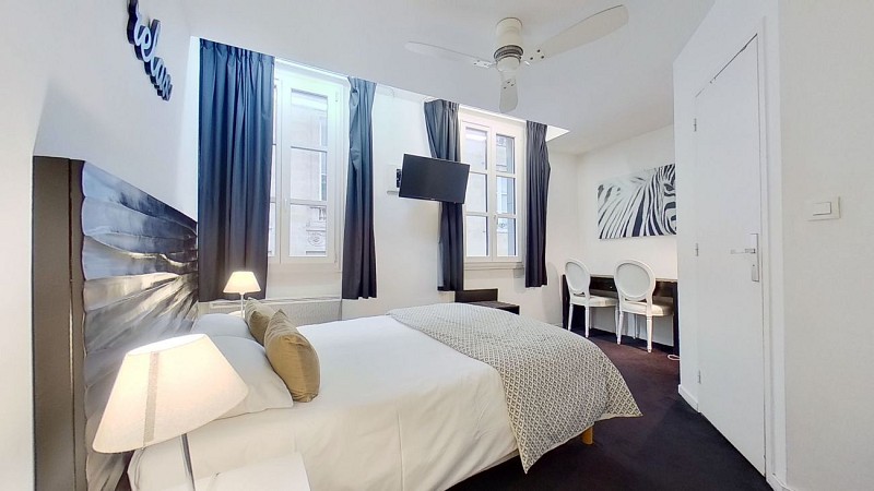 Hotel-Du-Theatre-Chambre-Relax-11222021_231219