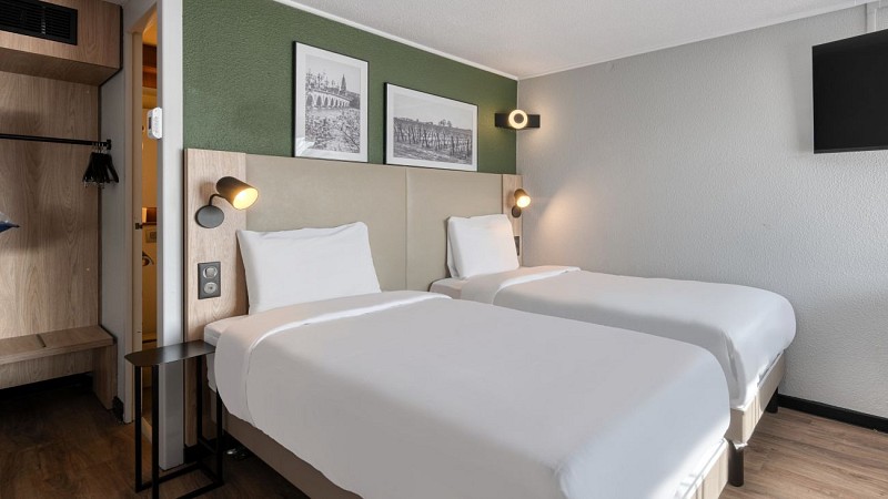 7-Campanile Gradignan Chambre standard twin